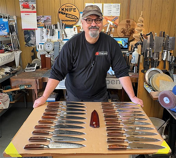 Baz with knives